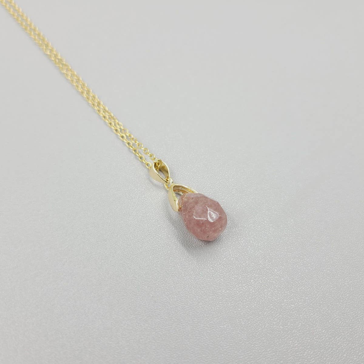 FASHIONABLE NATURAL STONE CRYSTAL PENDANT NECKLACE_CWAJE1058