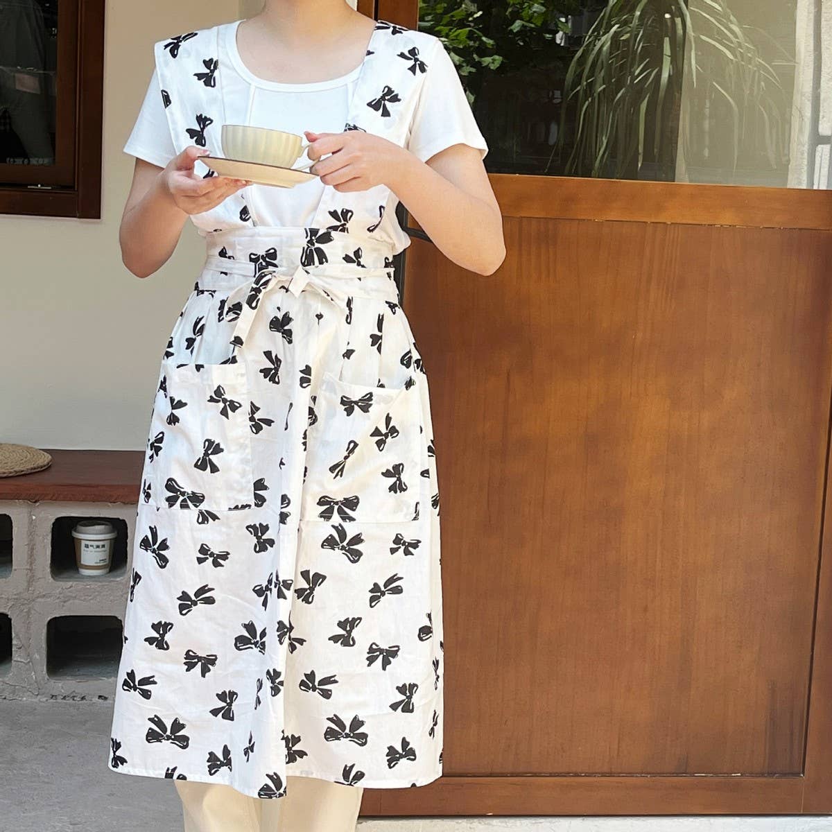 Vest Black And White Bow Print H-Shaped Apron_Cwmm5825