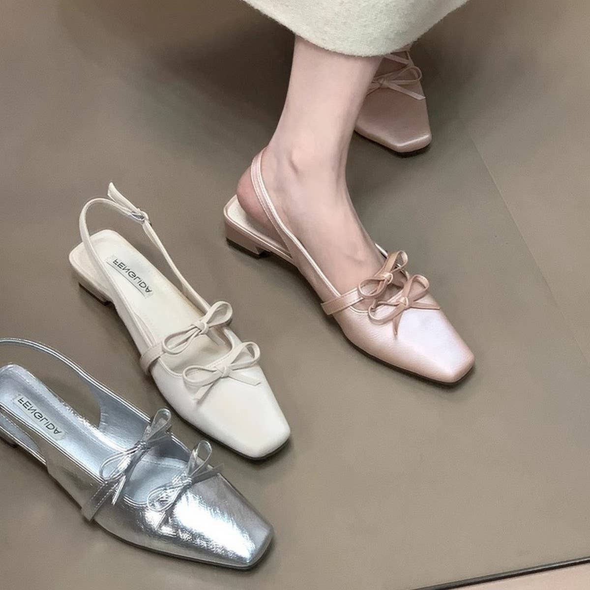 SILVER BOW CLOSED TOE SANDALS_CWSHF0138