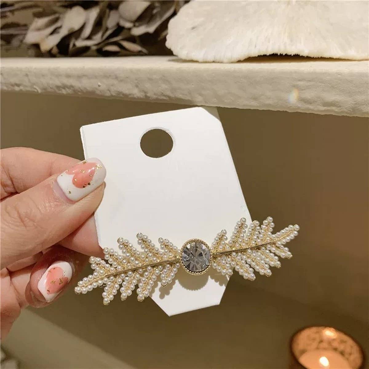LEAF PEARL HAIR CLIP SPRING FAIRY SIDE PIN_CWAHA4789
