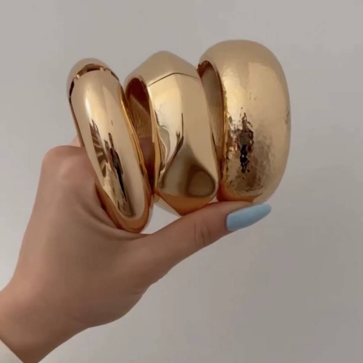 HIP HOP GLOSSY SPRING CUFF BRACELET FOR WOMENS_CWMM3080