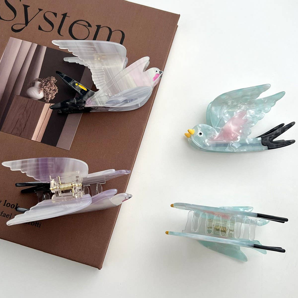 ACETATE CLIP CHIC COLORBLOCK STYLE_CWAHA5827