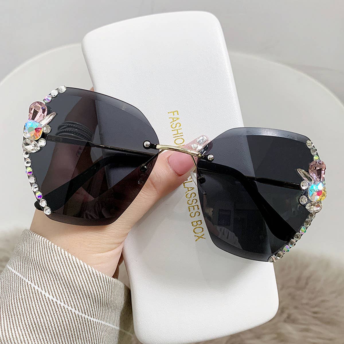 Women Fashion Rhinestone Sunglasses_Cwasg0181