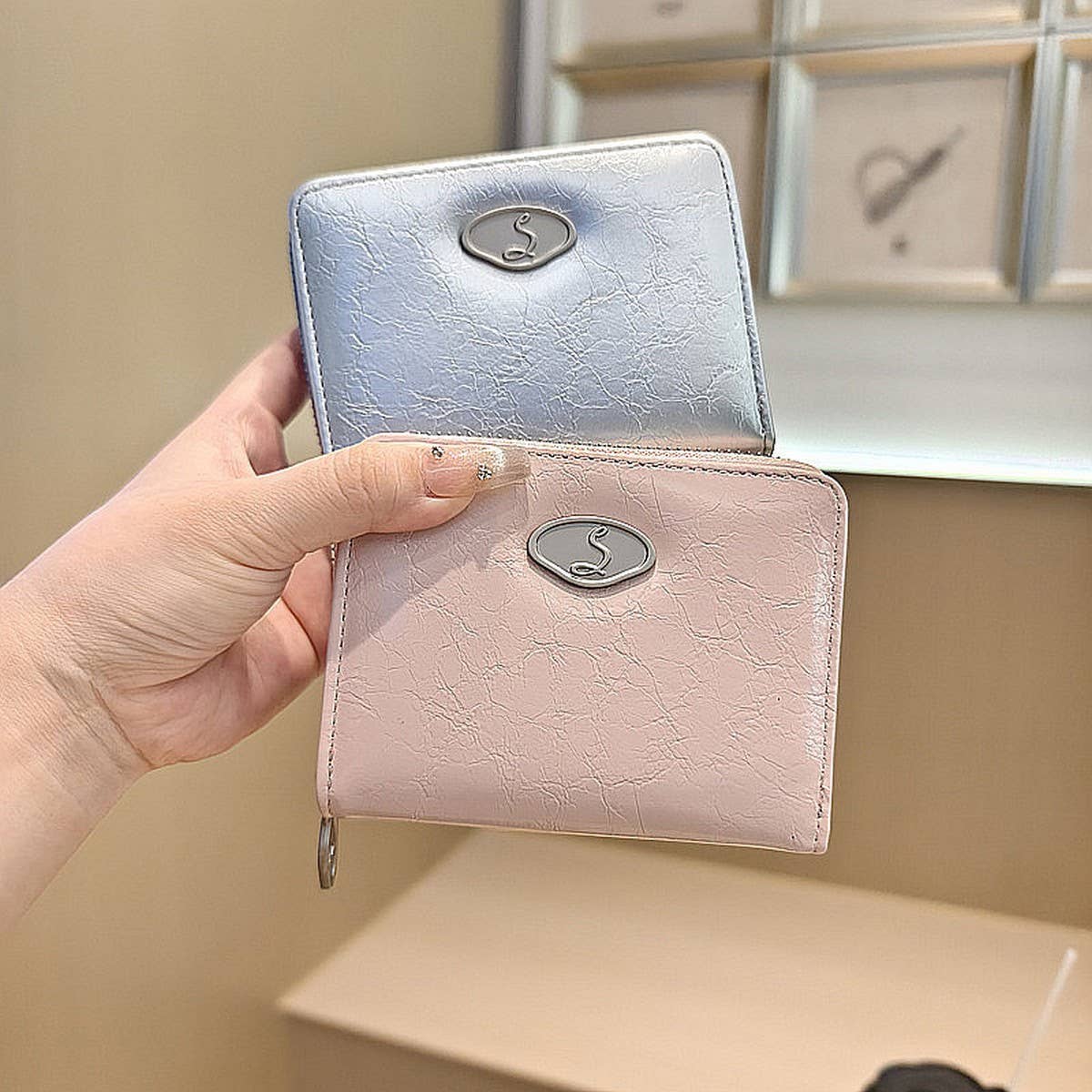 Minimalist Crackle Bifold Wallet With Zipper_Cwab06218
