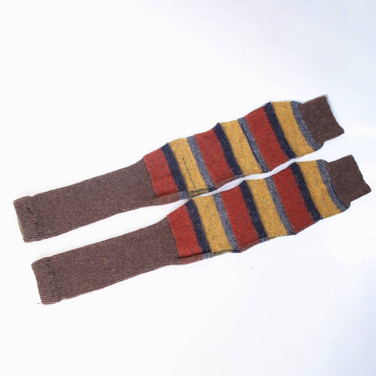 COLORFUL STRIPED KNEE HIGH SOCKS_CWMM1784
