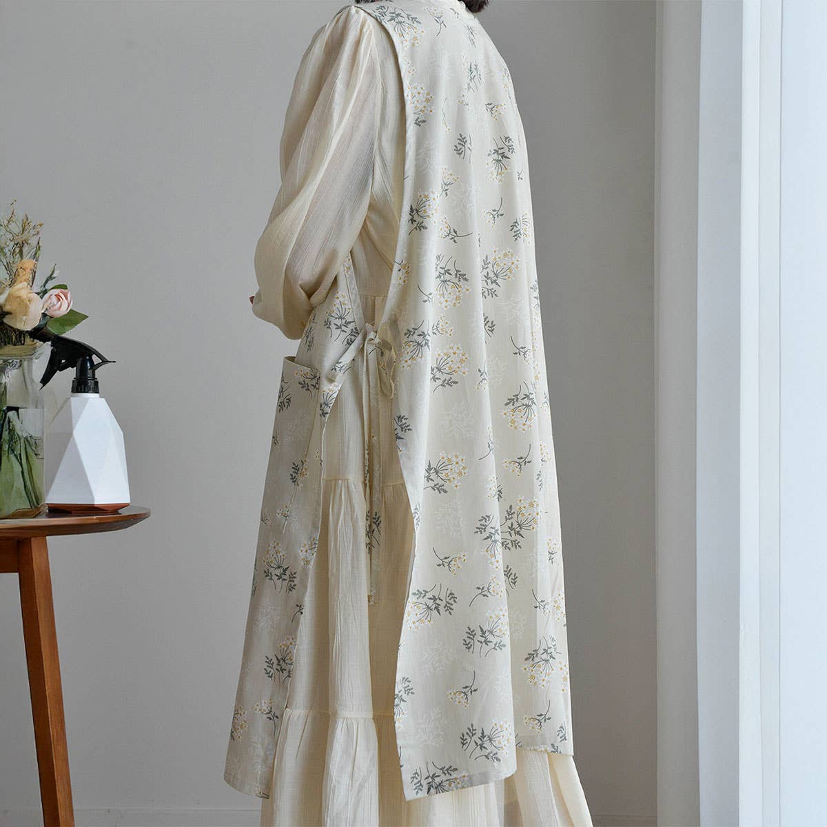 Waistband Cotton Linen Aprons With Pockets_Cwmm3289