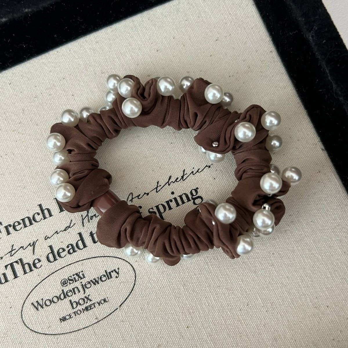 ELEGANT FRENCH HIGH END HAIR SCRUNCHIES_CWAHA2809