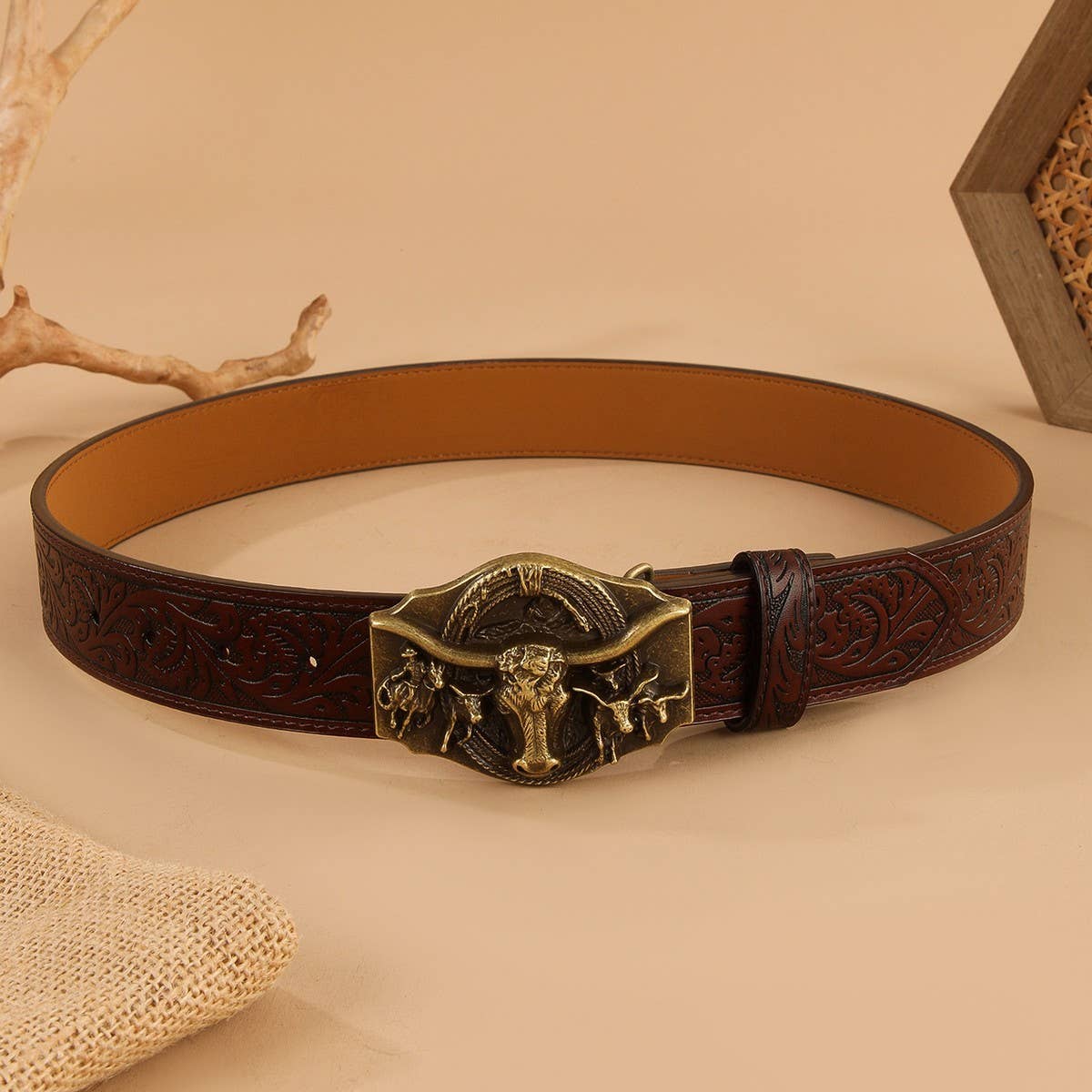 Vintage Embossed Belt Engraved Bull Head Style Belt_Cwmm3943