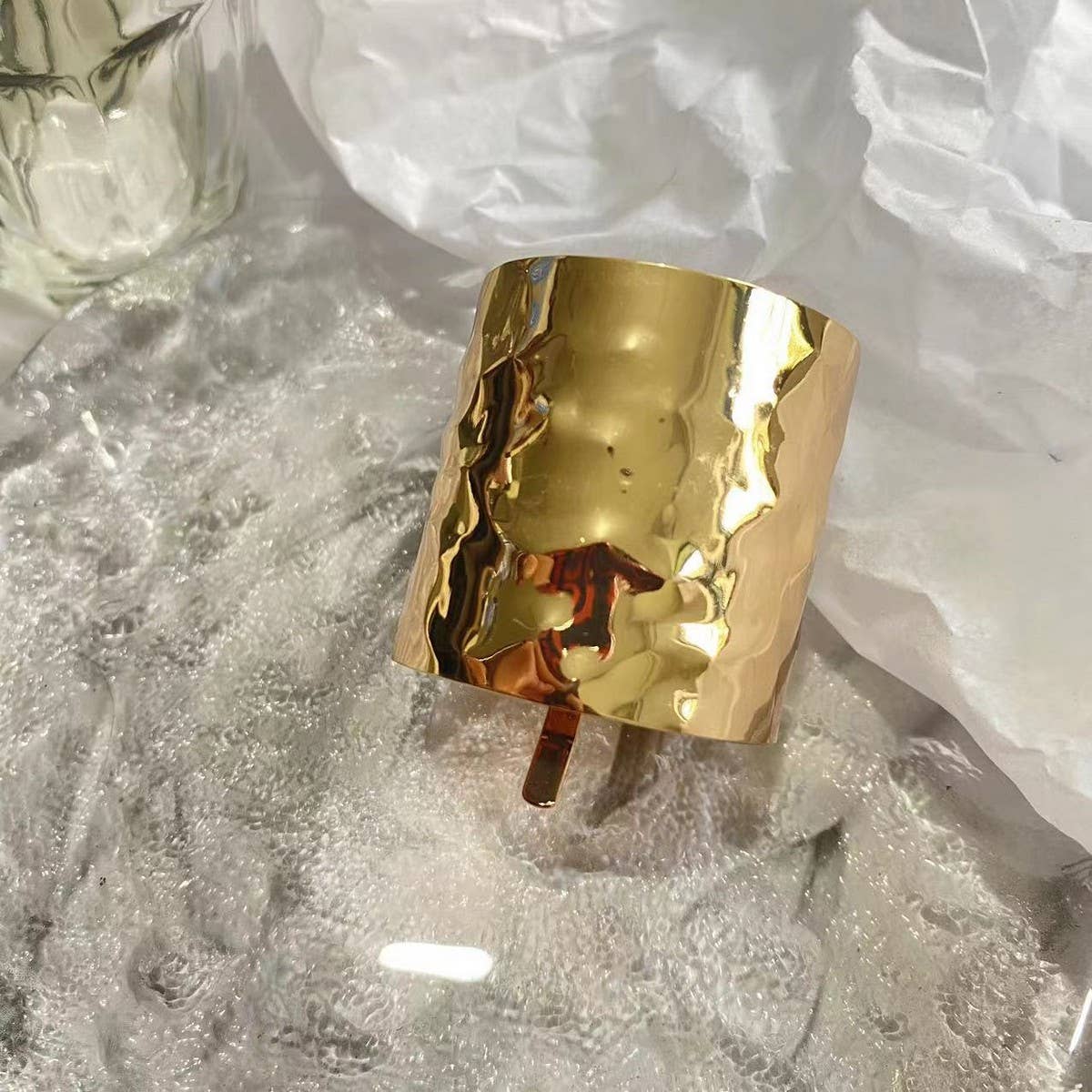 2024 CONCAVE AND CONVEX LAVA INSERT HAIRPIN_CWAHA2656