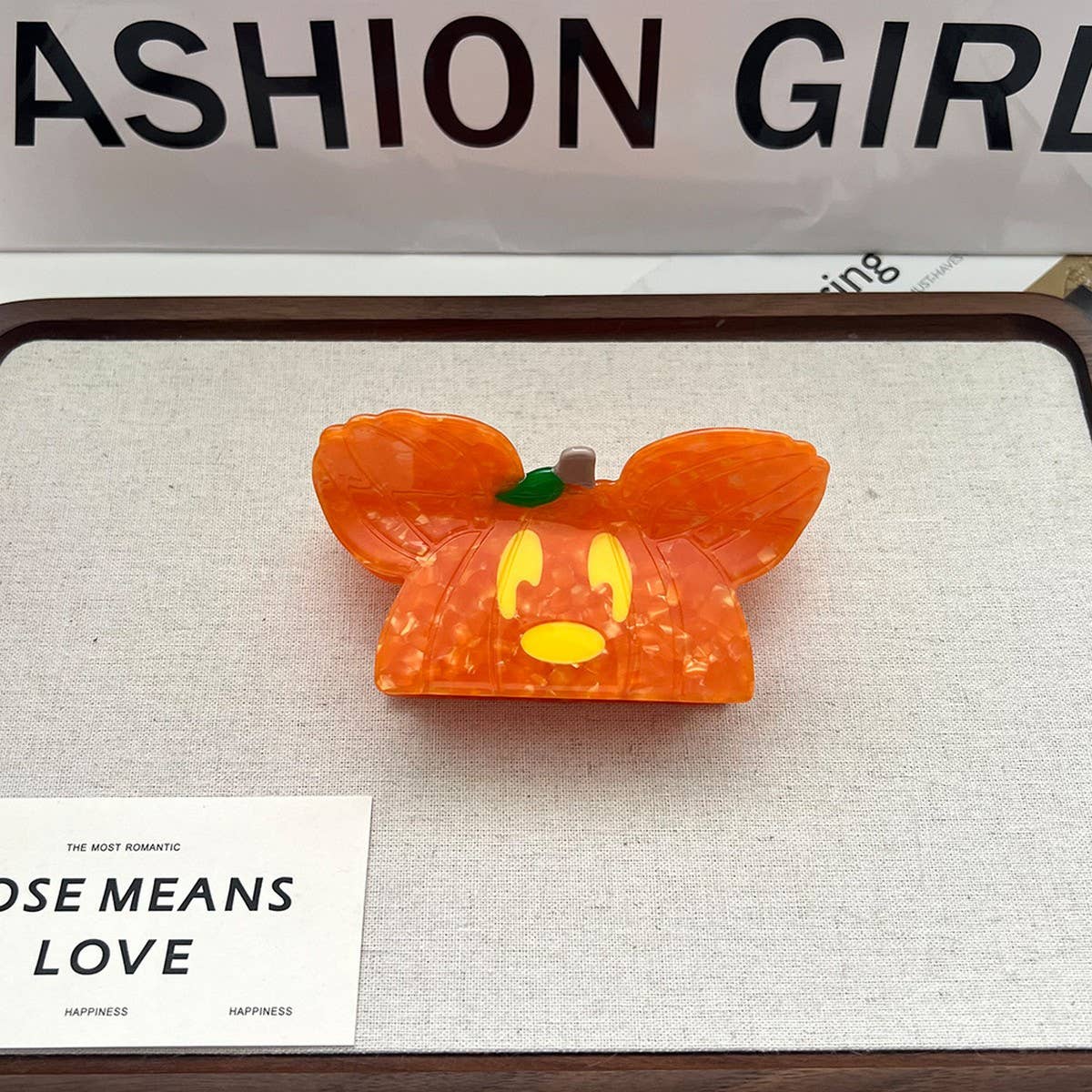 PUMPKIN WITCH HAT HAIR CLAW MEDIUM ACETATE CLIP_CWAHA5712