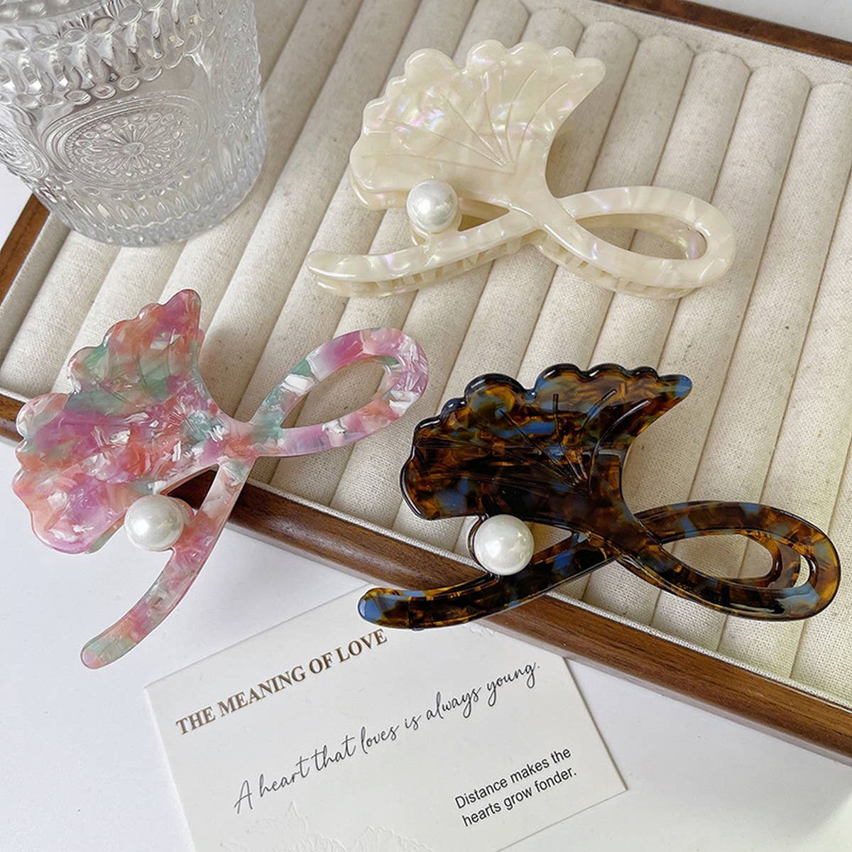 GINKGO LEAF PEARL HAIR CLAW ELEGANT FRENCH CLIP_CWAHA1347