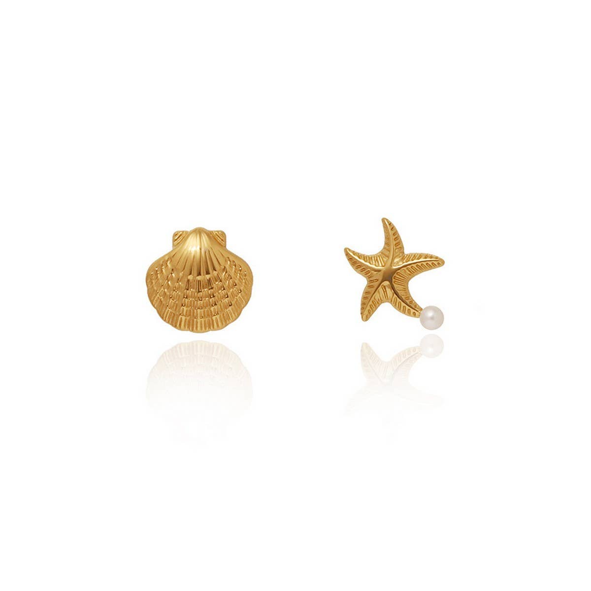 GOLD PLATED OCEAN STAR PEARL ASYMMETRIC EARRINGS_CWAJE5018
