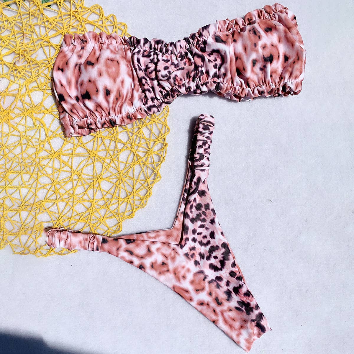 SOLID COLOR BANDEAU BIKINI TWO PIECE SWIMSUIT_CWMW0312