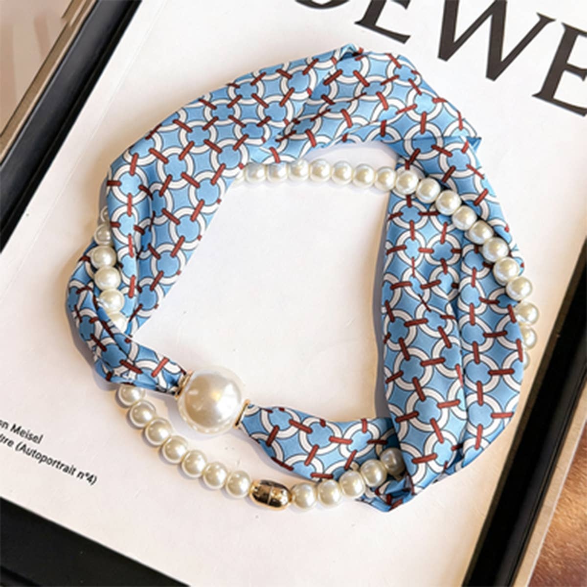 Pearl Magnetic Skinny Silk Neck Scarf_Cwasc03938
