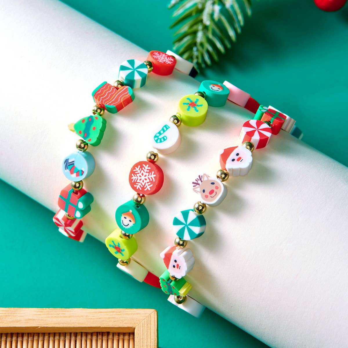 CHRISTMAS SOFT SANTA CLAUS BRACELET_CWAJE2390