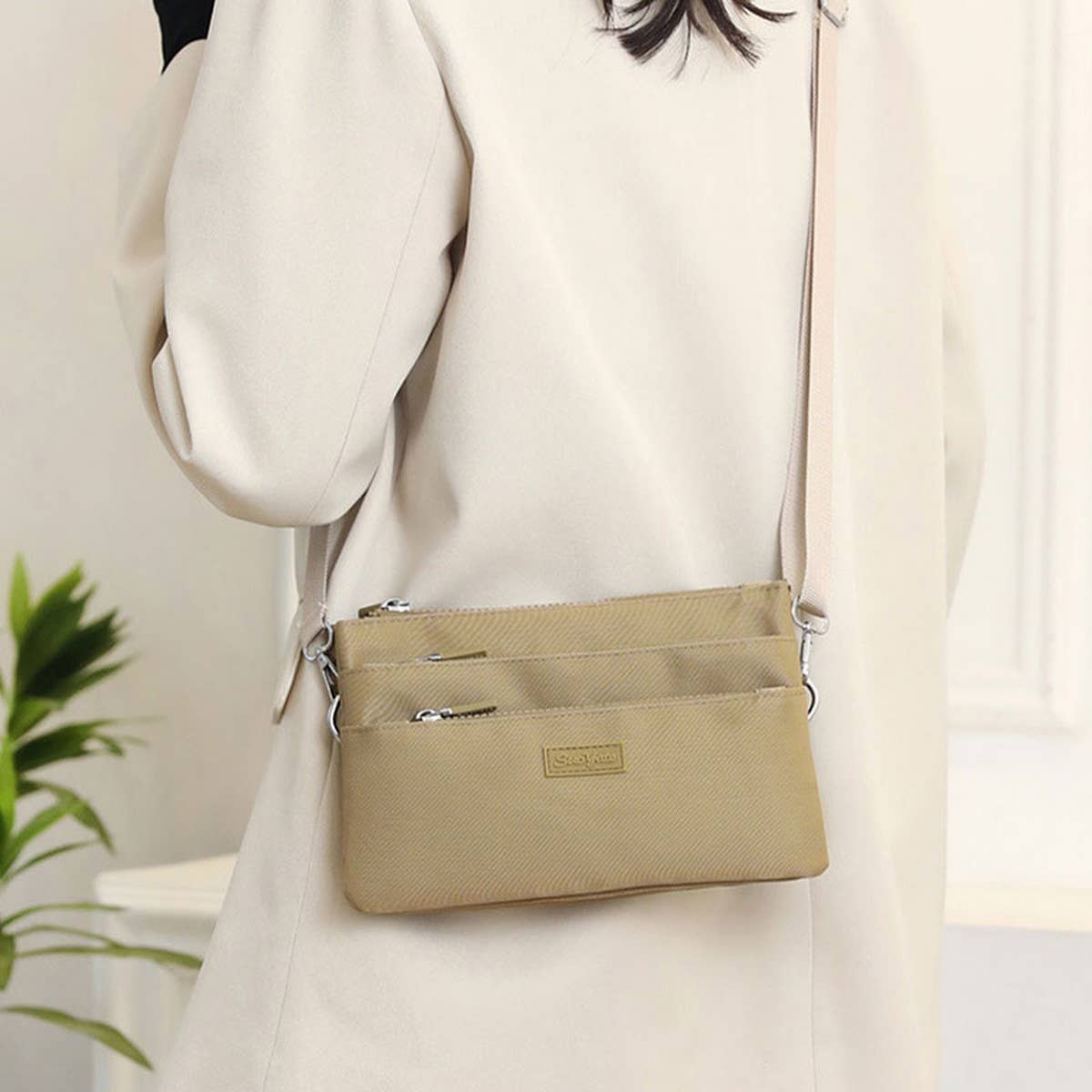 Lightweight Fabric Multi-Layer Shoulder Bag_Cwab3497