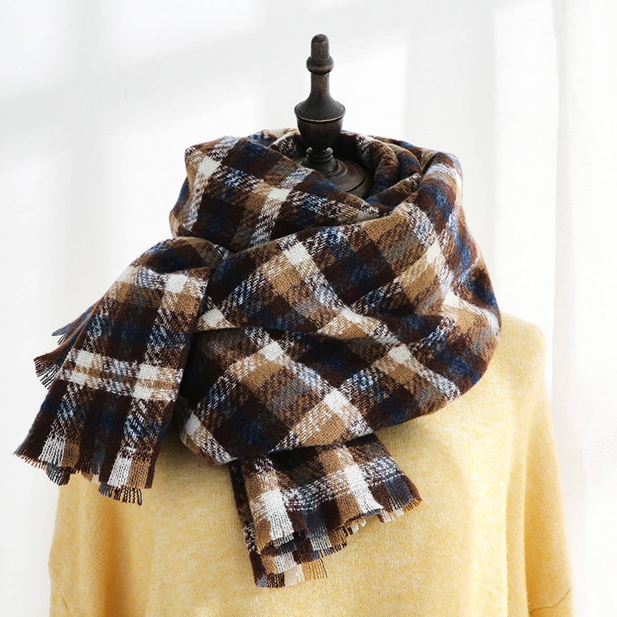 SWEET AND FASHIONABLE PLAID SCARF FOR WOMEN_CWASC0180