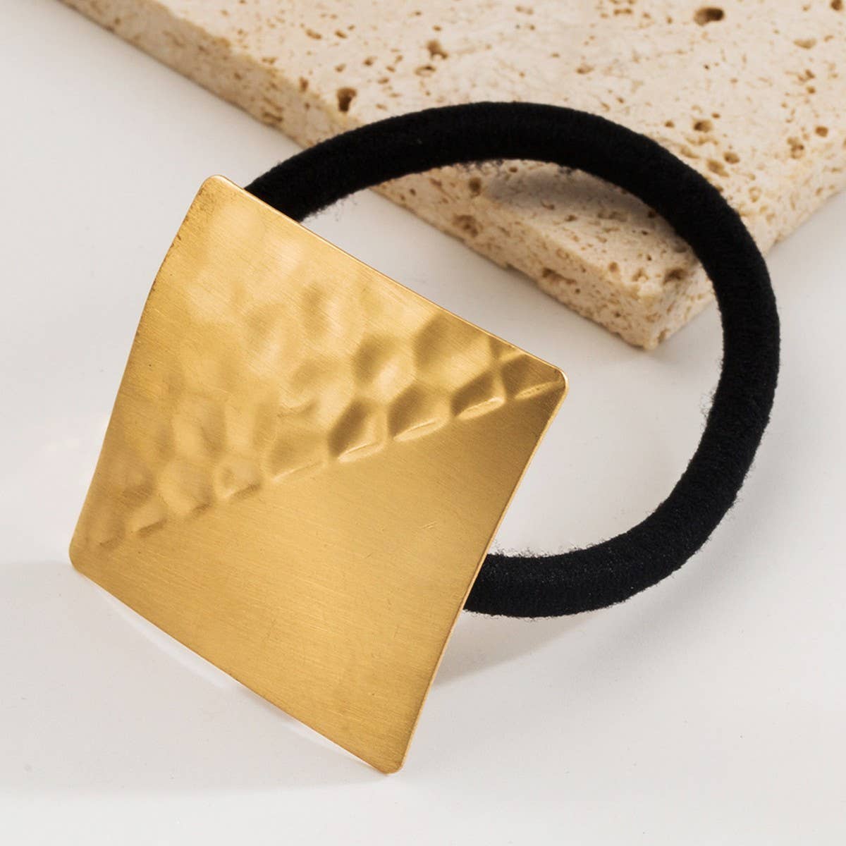 GEOMETRIC METAL HAIR TIE FOR STYLISH LOW PONYTAIL_CWAHA6243