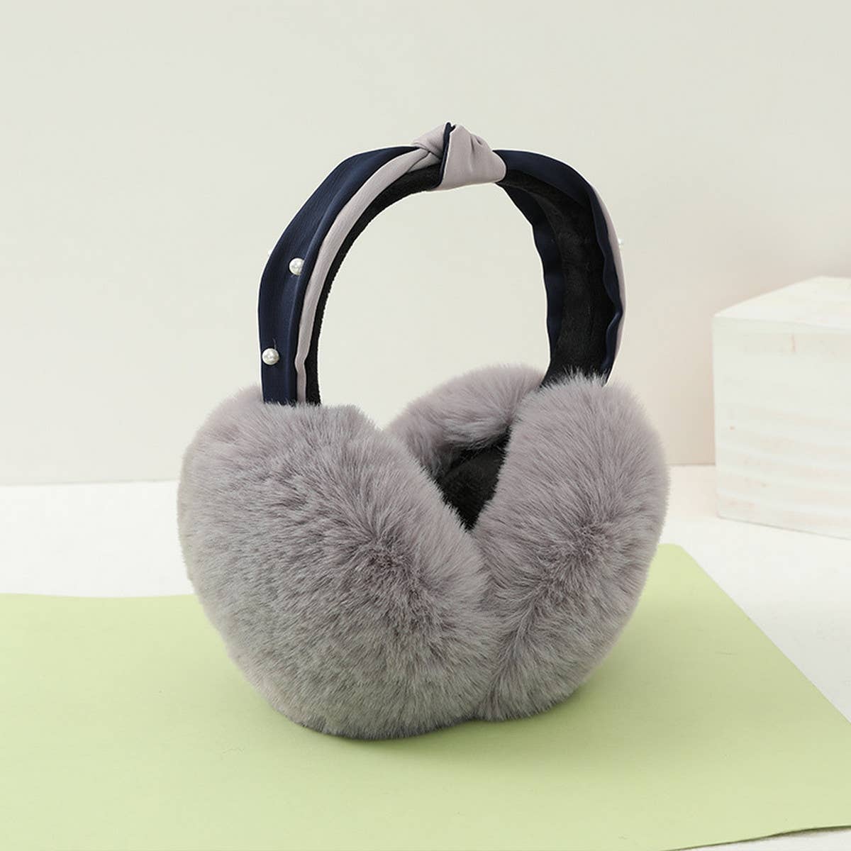 CUTE WARM FOLDABLE PORTABLE EARMUFFS_CWMM1437