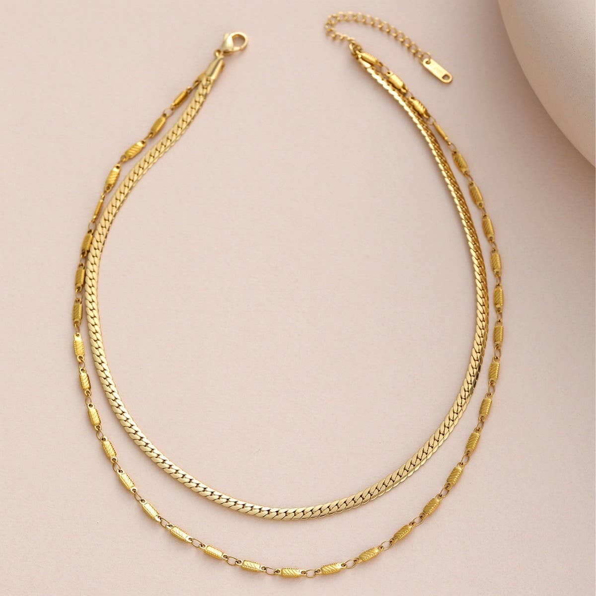 FASHIONABLE AND VERSATILE 18K GOLD PLATED NECKLACE_CWMM3687