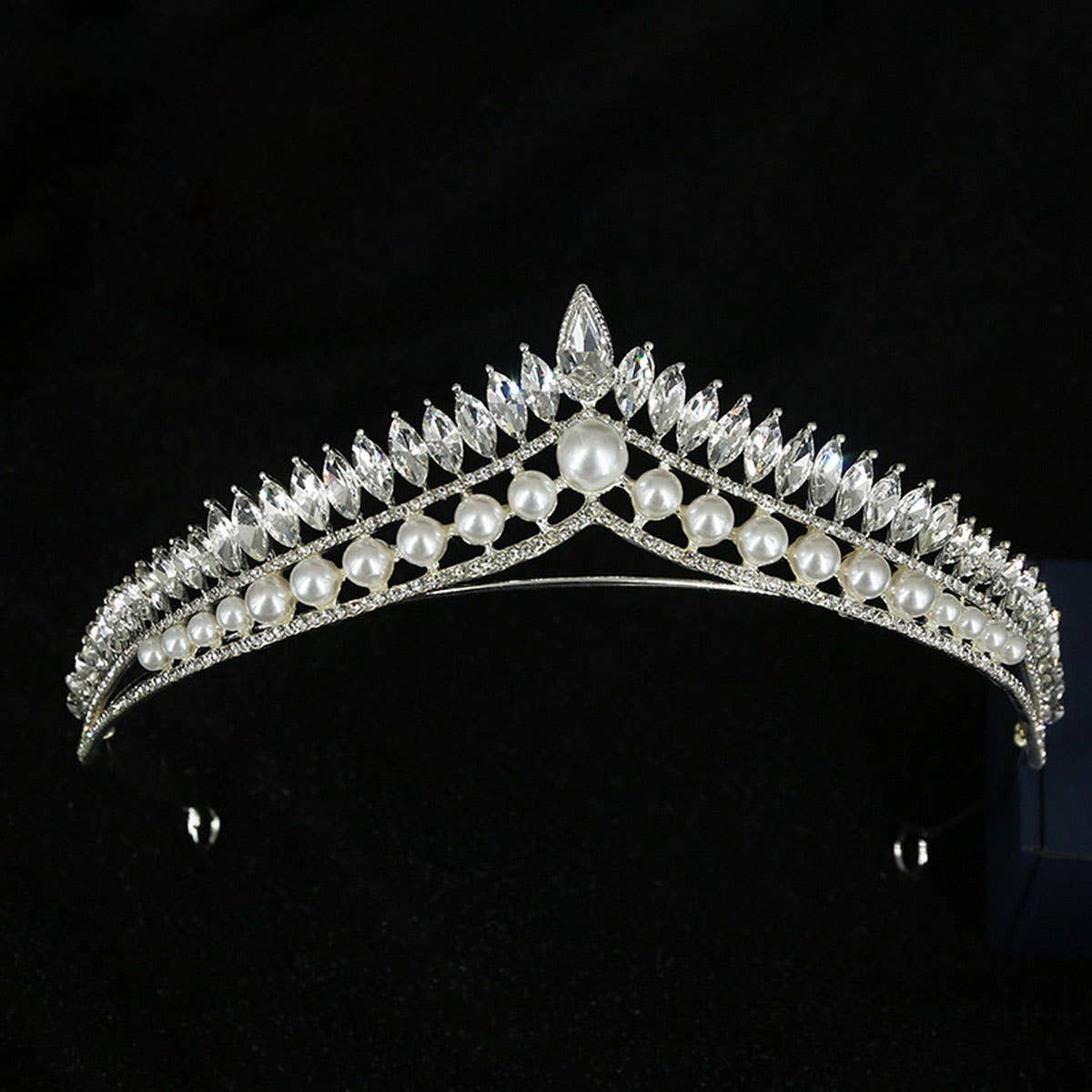 CELEBRITY STYLE BRIDAL CROWN WEDDING ACCESSORIES_CWMM2028