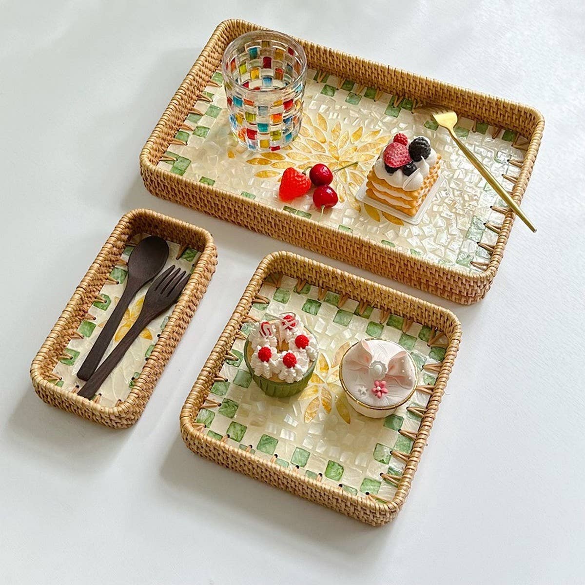 RATTAN COLORFUL SHELL CREATIVE HANDMADE FRUIT PLATE_CWMM4400