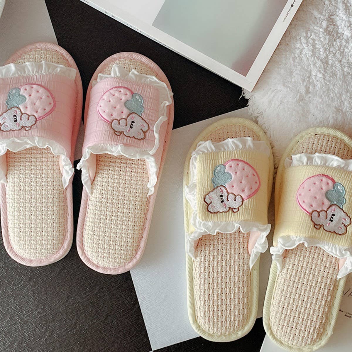 SWEET RUFFLED BREATHABLE LINEN SLIPPERS FOR WOMEN_CWMM2955