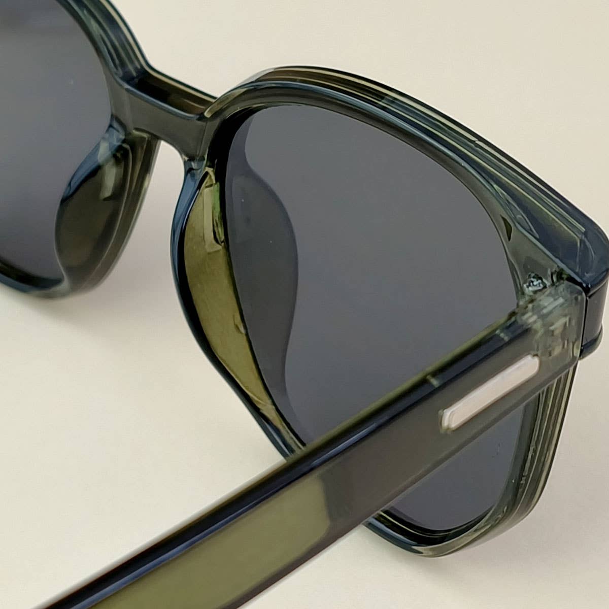 POLYGONAL RIVET SUNGLASSES_CWASG0426