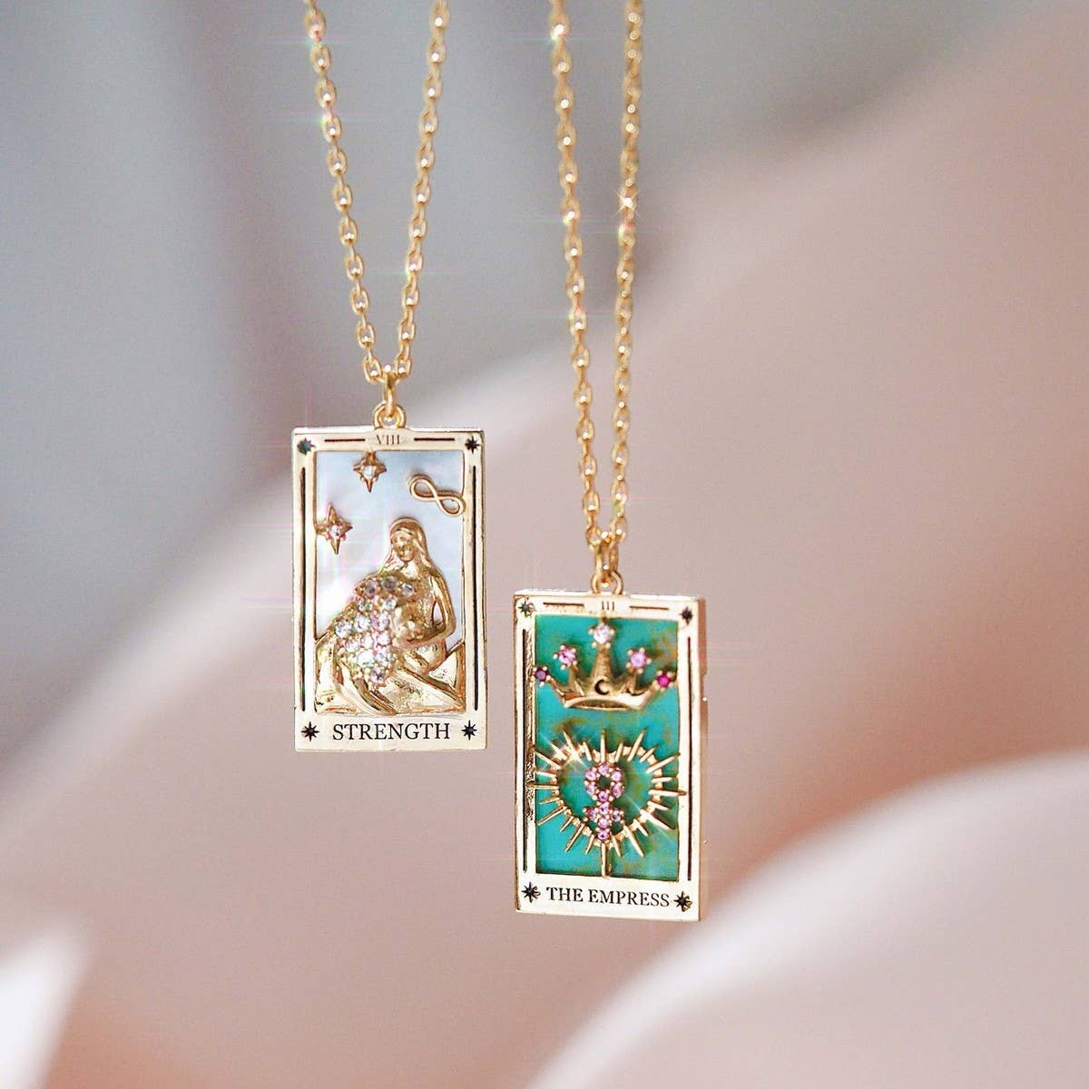 Womens Personalized Vintage Tarot Necklace_Cwmm3786