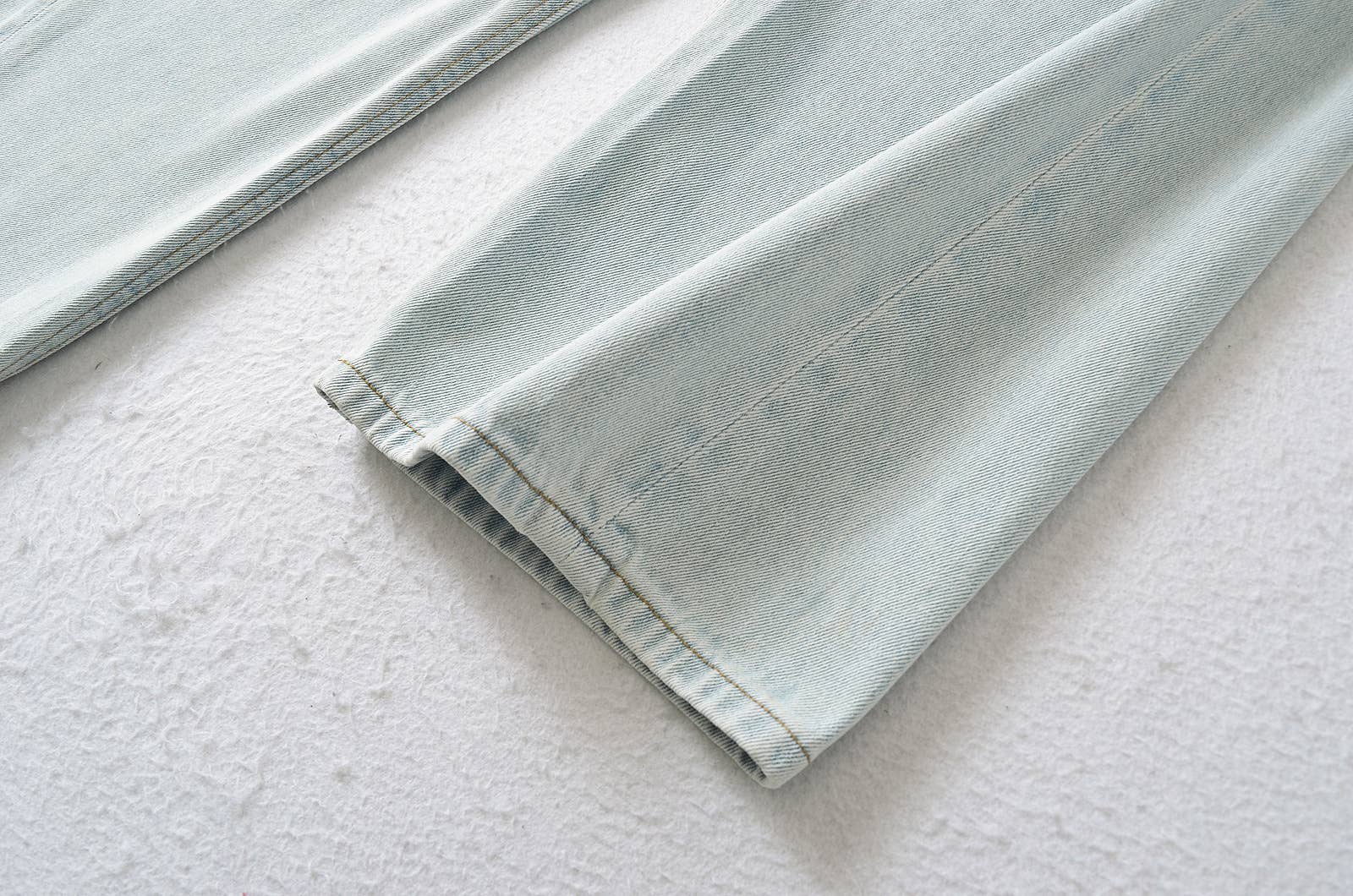 Tide Wash Polish White Pleated Micro-Cone Jeans