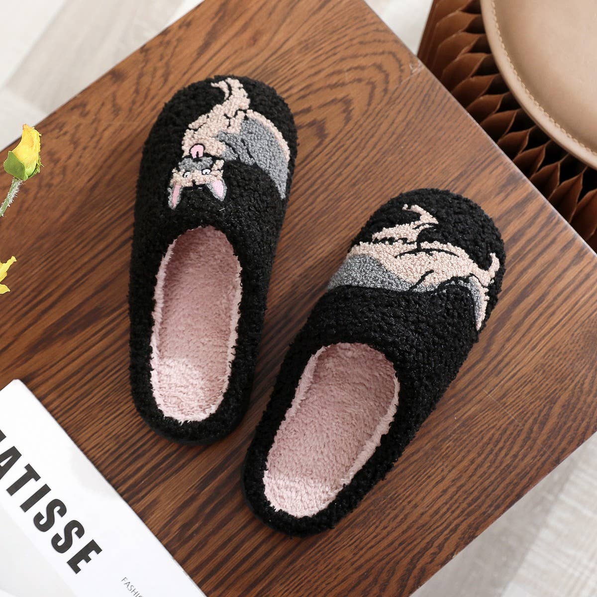 PET CARTOON EMBROIDERED COMFORTABLE FUR SLIPPERS_CWSHS0861