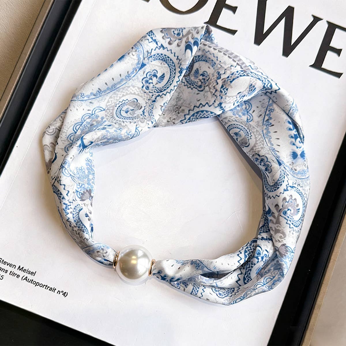 Pearl Magnetic Skinny Silk Neck Scarf_Cwasc03938