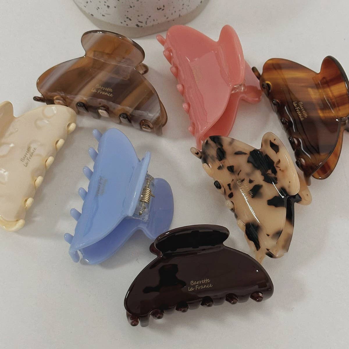 Versatile Candy-Colored Half-Tied Shark Hair Clip_Cwaha1285