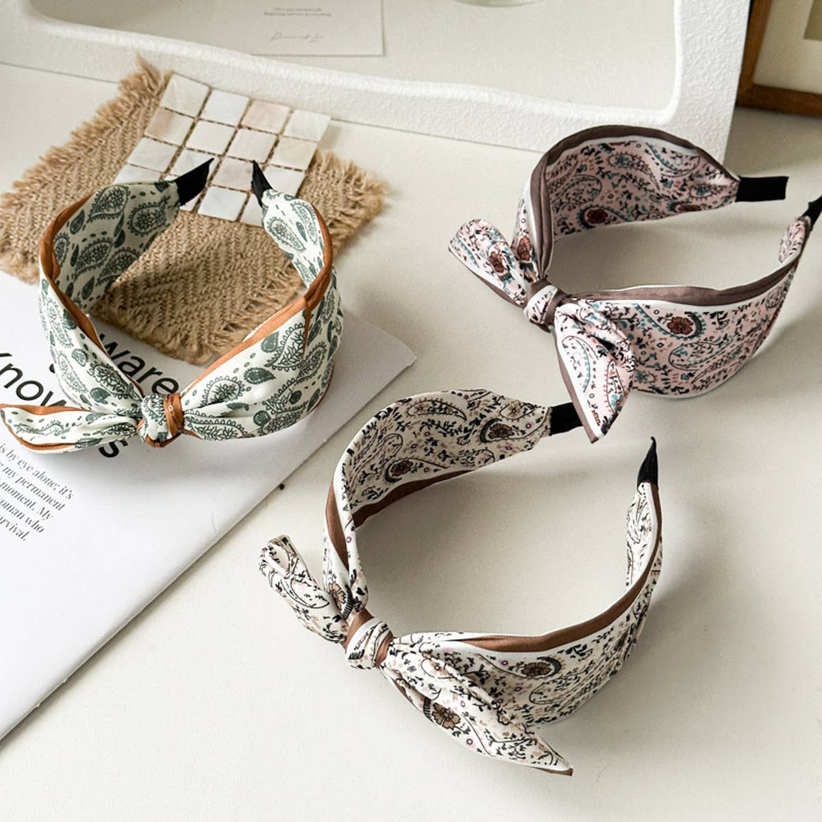 PAISLEY SATIN WIDE HEADBAND WITH KNOT FOR WOMEN_CWAHA1362