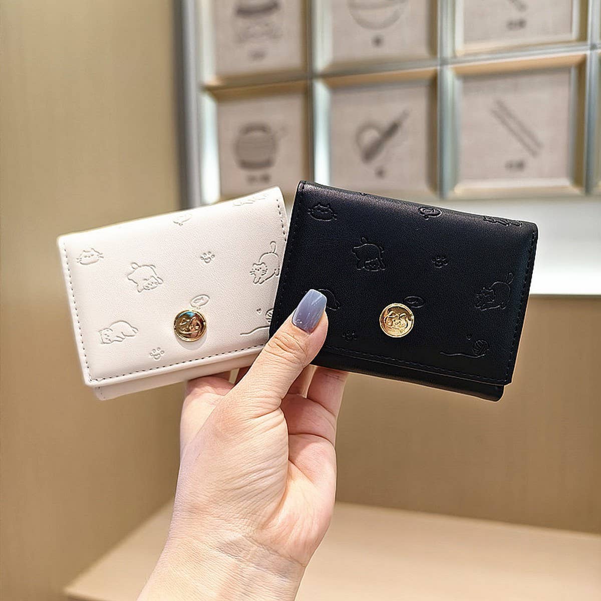 Cute Cat Embossed Mini Trifold Wallet For Students_Cwab06230