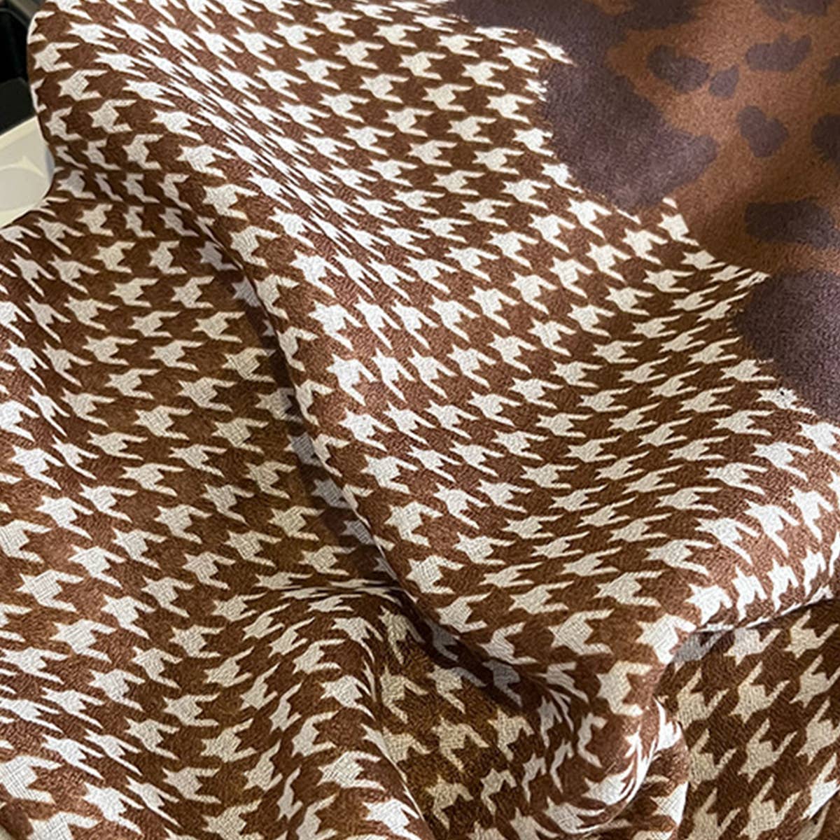 Fashionable Thin Plaid Warm Shawl Scarf