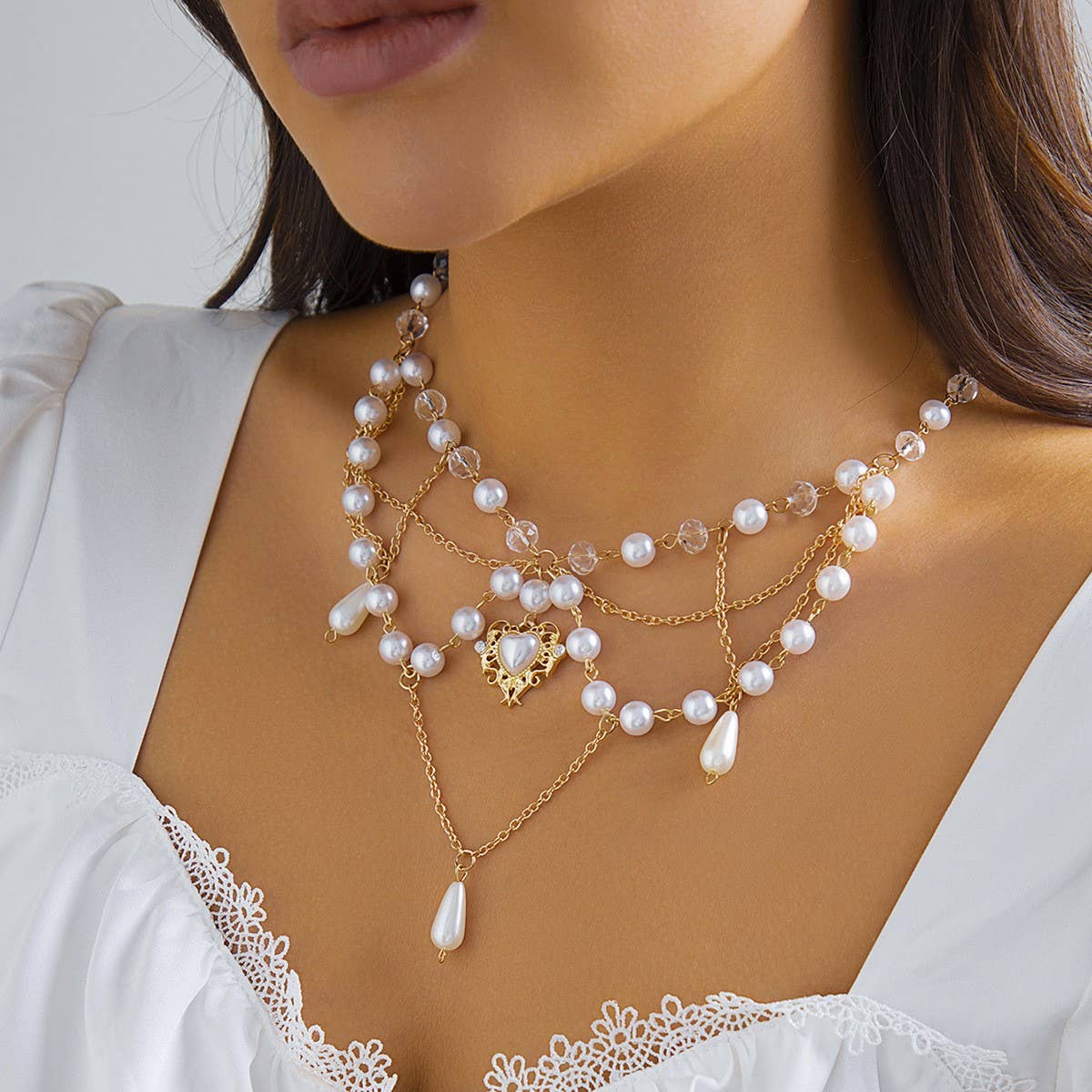 PEARL BEADED NECKLACE WITH PENDANT_CWAJE1157