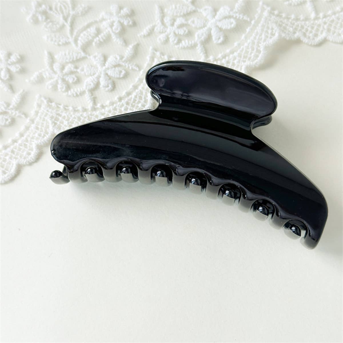 Elegant Glossy Fan Hair Clip Vintage Simple Style_Cwaha07517