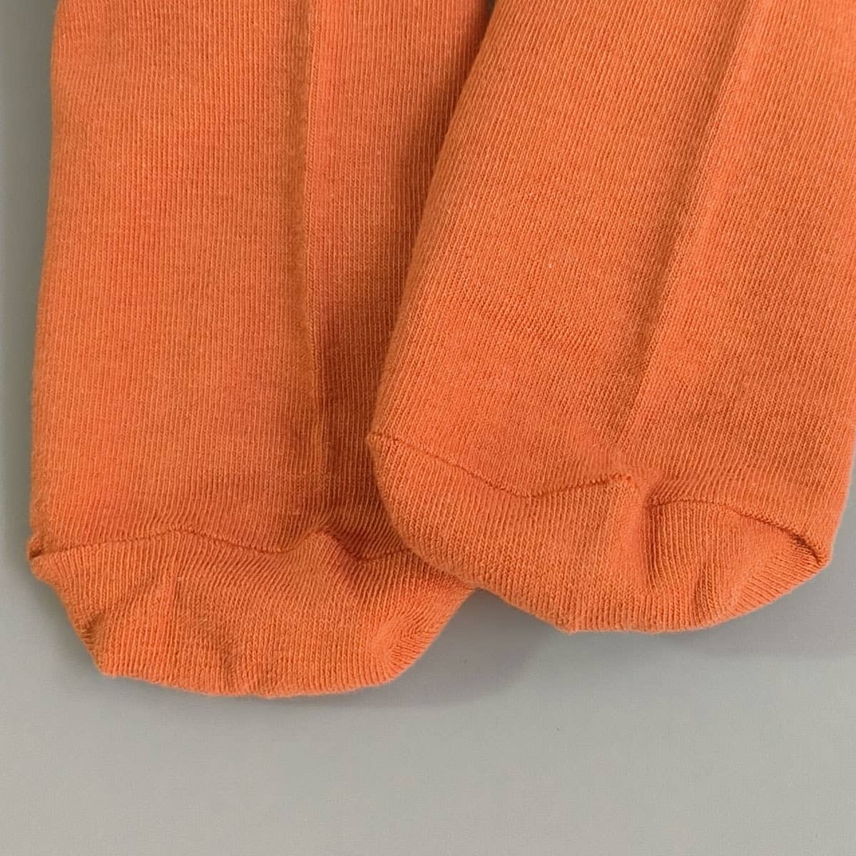 SOLID COLOR DAISY SOCKS COTTON MID CALF STYLE_CWMS088