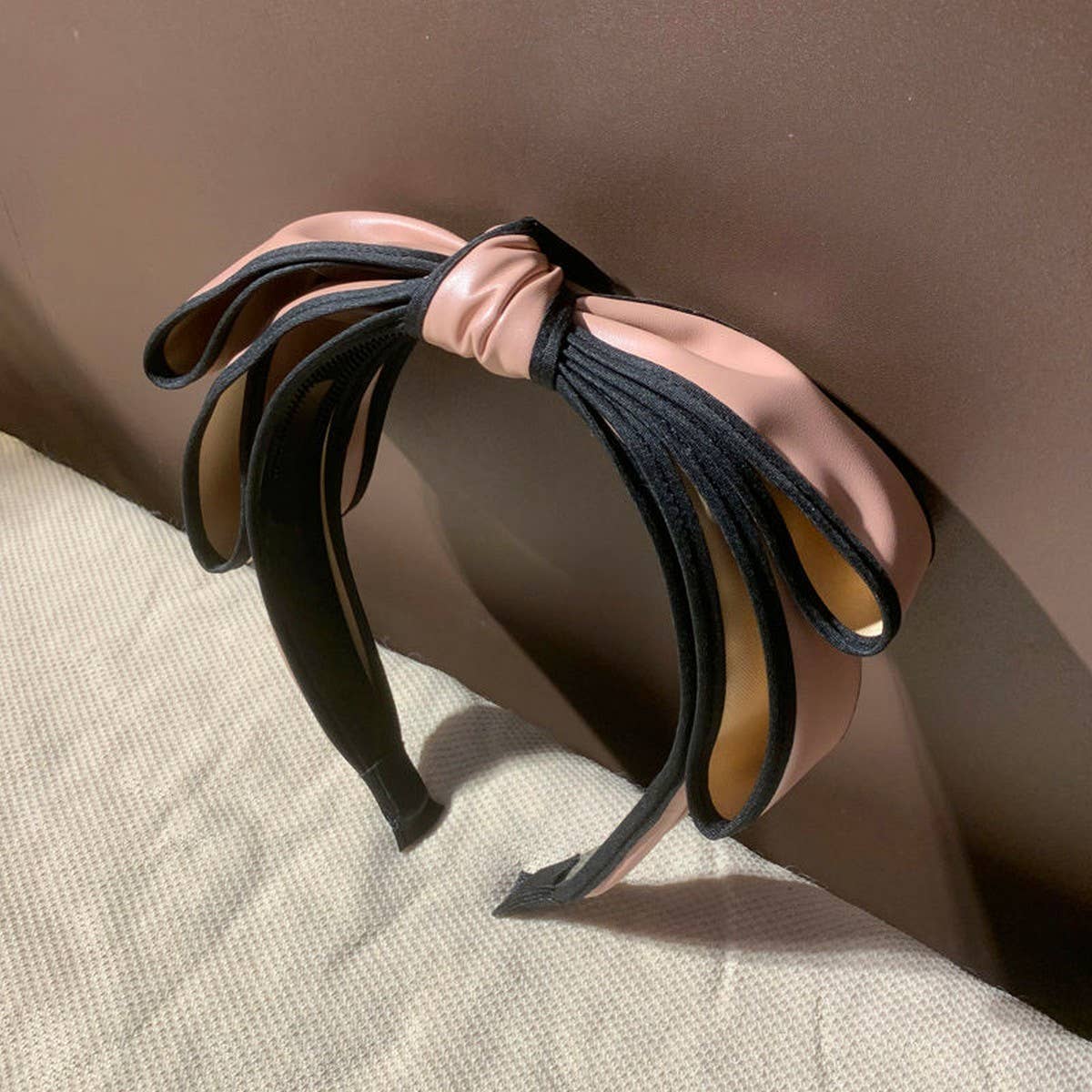 RETRO AND ELEGANT BOW HEADBAND_CWAHA2580