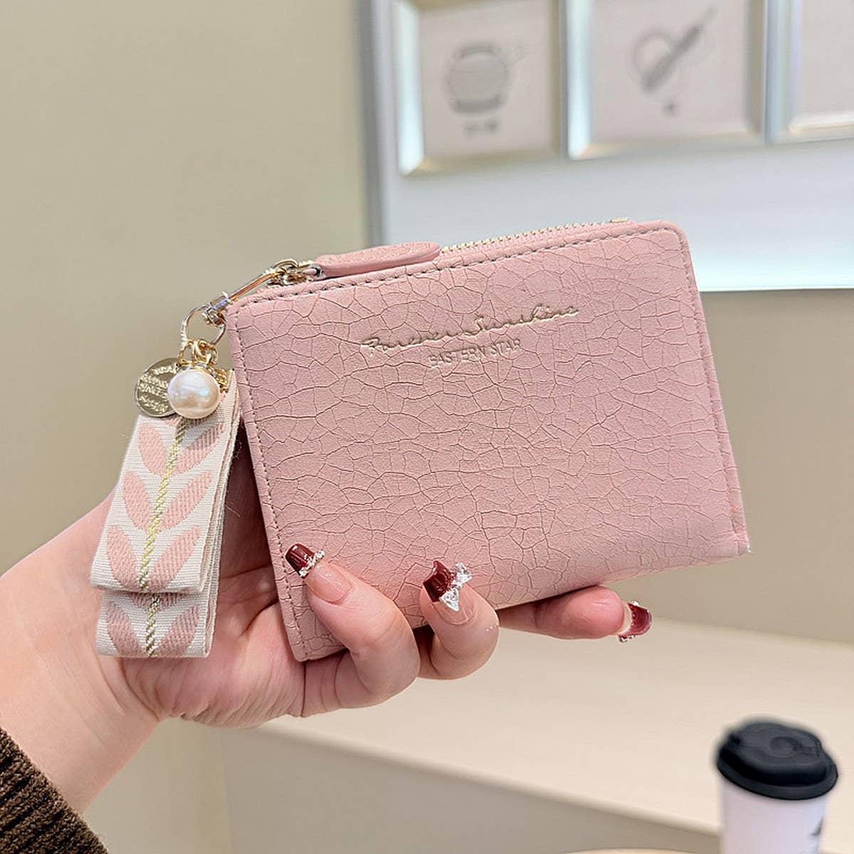 Minimal Crack Texture Pearl Bifold Wallet_Cwab06214