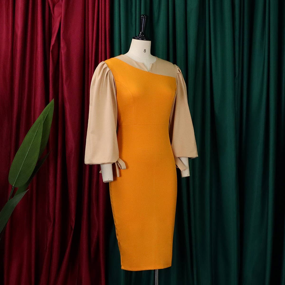 LONG SLEEVED TIE STRAP COLOR BLOCKED DRESS_CWDSD6163