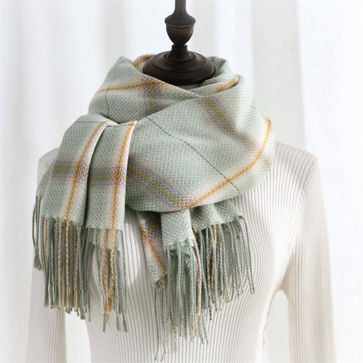 SWEET AND FASHIONABLE PLAID SCARF FOR WOMEN_CWASC0180