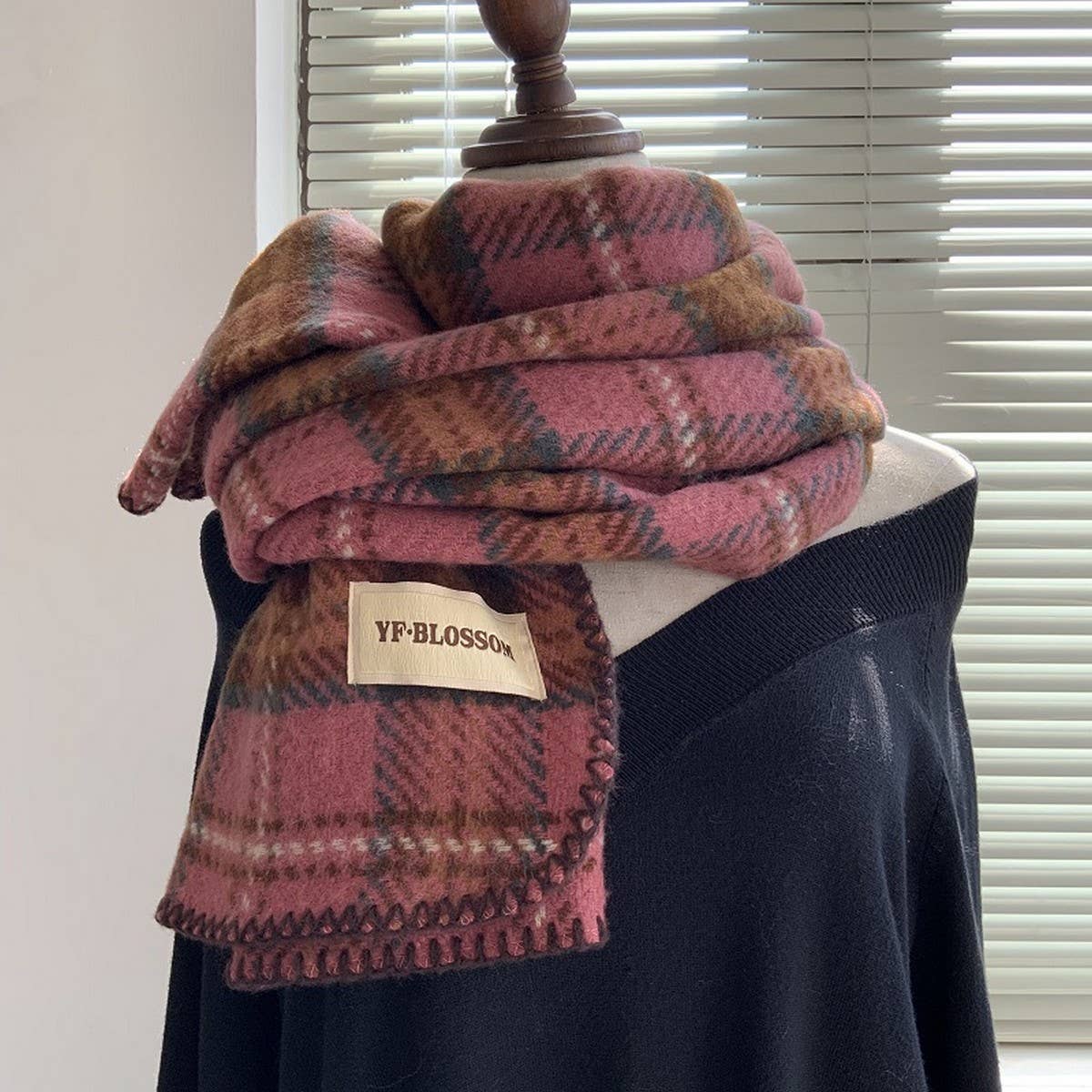 PLAID SCARF FOR WOMEN VERSATILE WINTER SHAWL_CWASC1502
