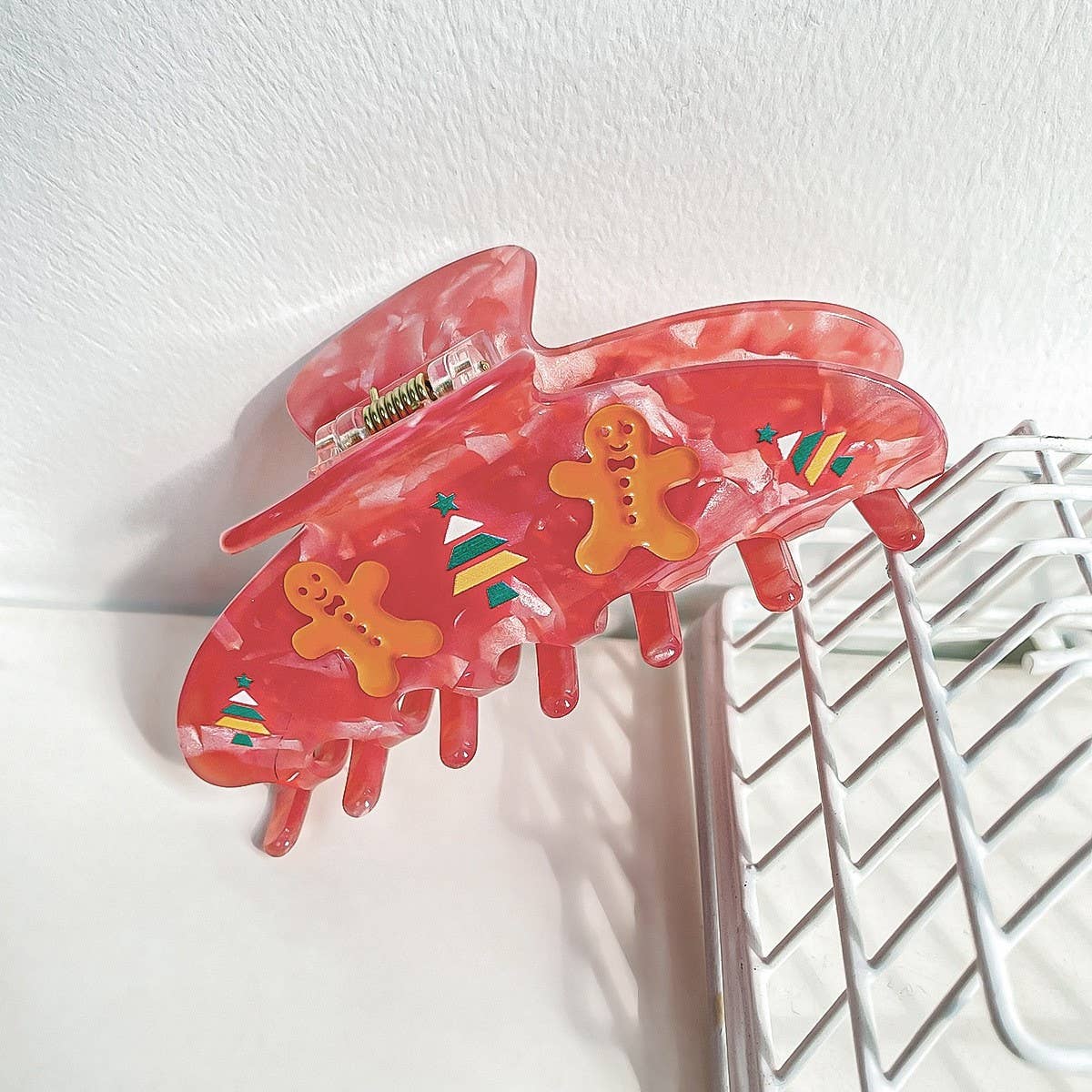 GINGERBREAD MAN HAIR CLAW XMAS CARTOON BUN CLIP_CWAHA1598