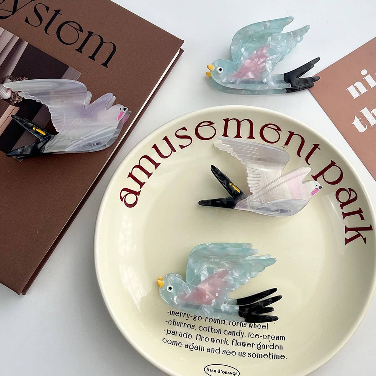 ACETATE CLIP CHIC COLORBLOCK STYLE_CWAHA5827