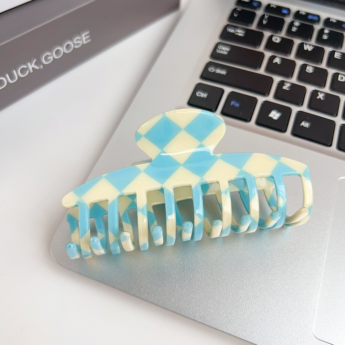 Checkerboard Hair Claw ? Candy Color Acetate Look_Cwmm10084