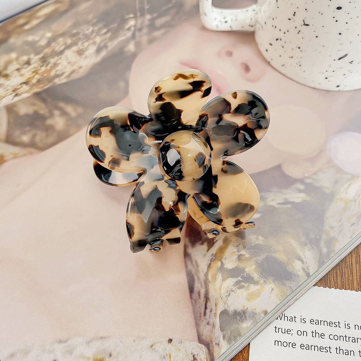 2 7 FLOWER TORTOISE SHELL HAIR CLAW CLIPS_CWAHA0383