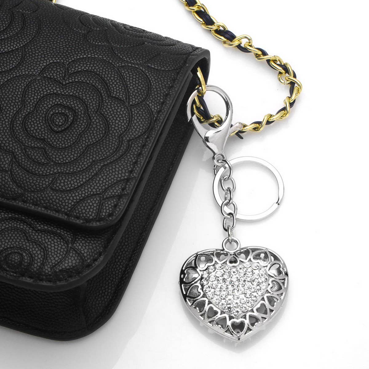 HEART SHAPED DIAMOND KEYCHAIN SPARKLES WITH LIGHT_CWAJE0950
