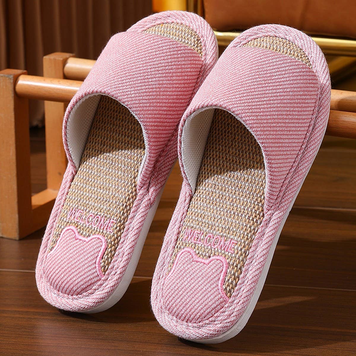 CUTE CARTOON BEAR LINEN SLIPPERS_CWSHS0777
